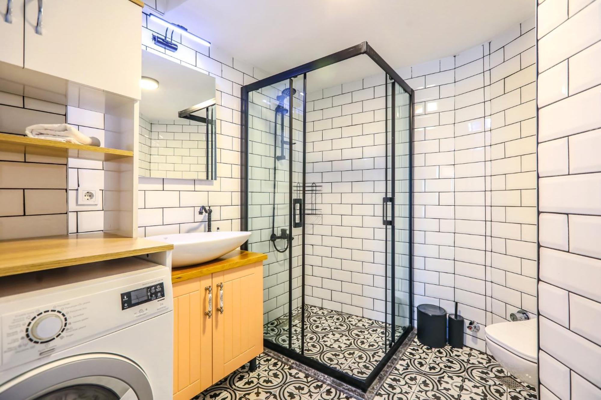 Lovely Flat 500 M To Uskudar Ferry Station Istanbul Ngoại thất bức ảnh
