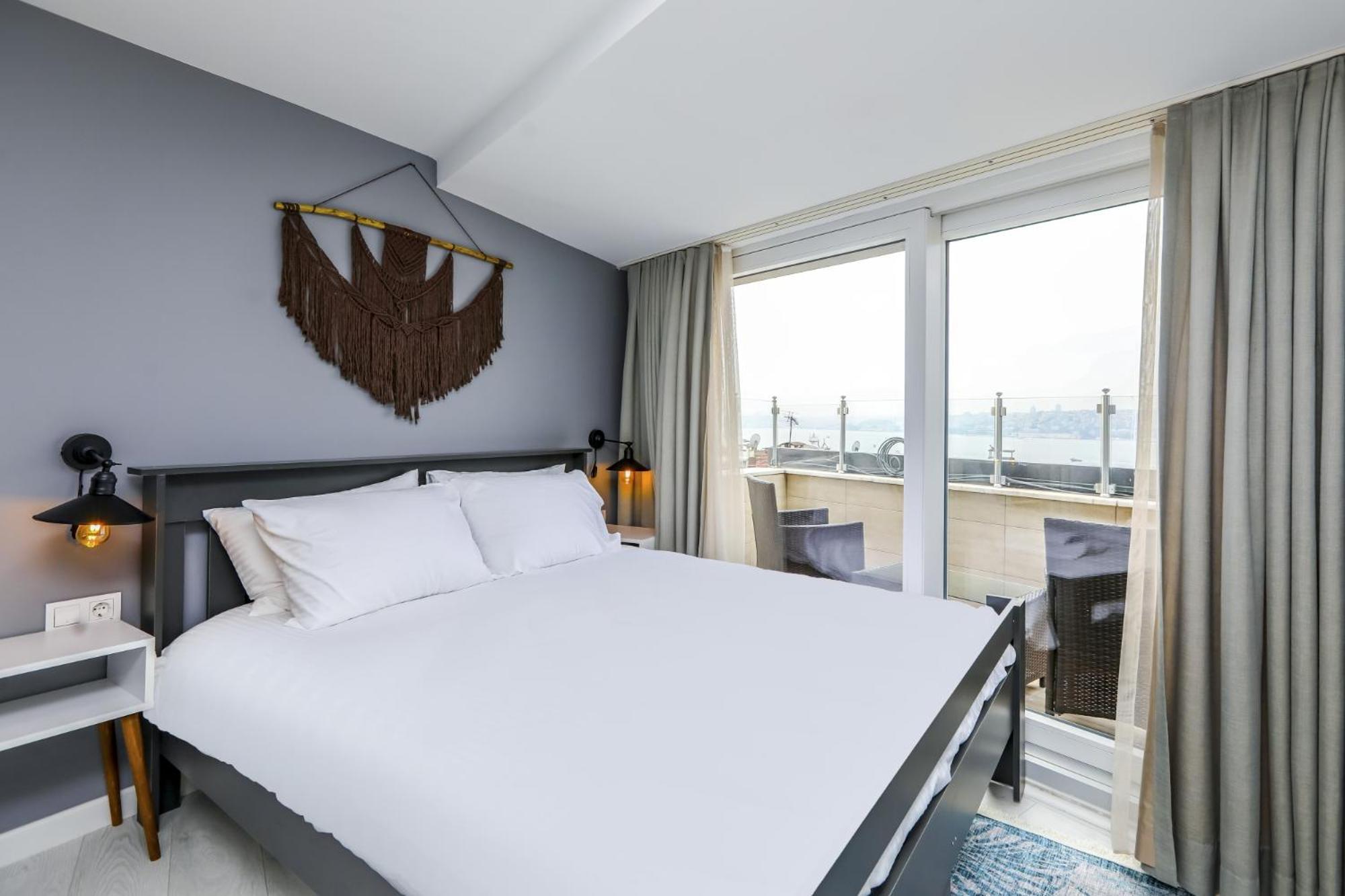 Lovely Flat 500 M To Uskudar Ferry Station Istanbul Ngoại thất bức ảnh